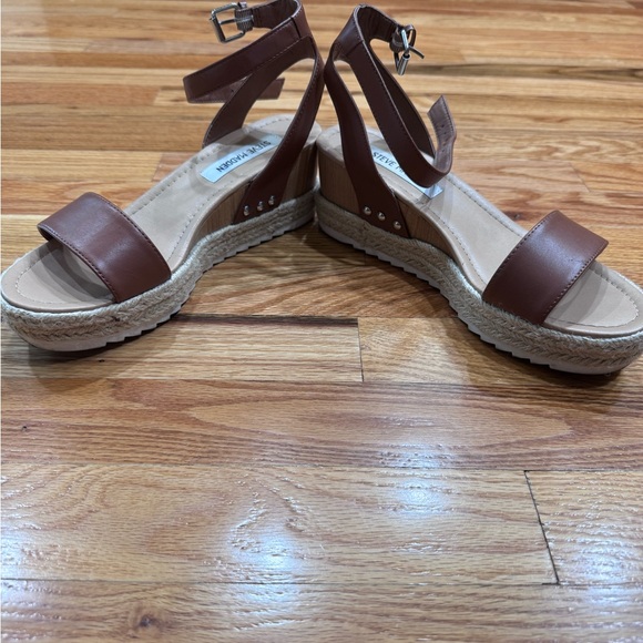 Steve Madden Tan Espadrille Sandals - Picture 2 of 4